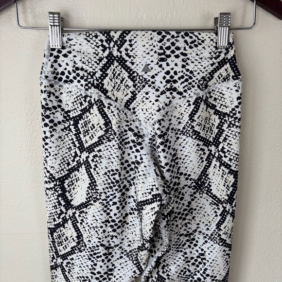 Balance Athletica/Vitality Ascend Kingdom Collection Python Leggings Size Small - Picture 3 of 6